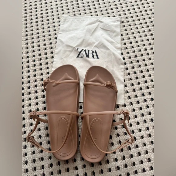 ZARA Flappy Strap Sandals - Picture 2 of 5